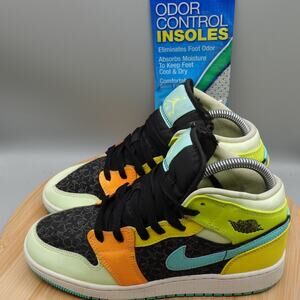 Nike 5.5Y Womens 7 Air Jordan Orange Black Blue Sneakers BQ6931-037 Flaws